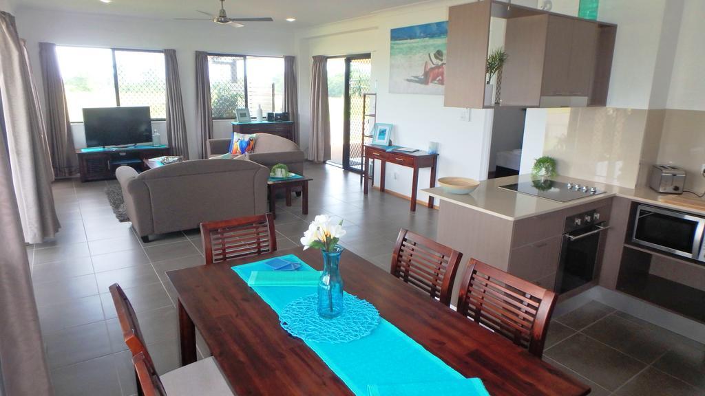 Nautilus Apartments Мишен-Бич Экстерьер фото