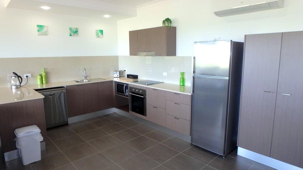 Nautilus Apartments Мишен-Бич Экстерьер фото