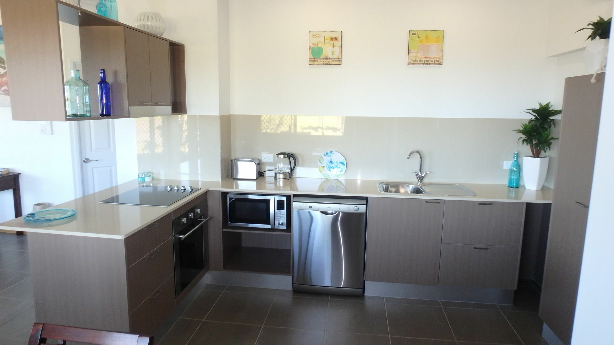 Nautilus Apartments Мишен-Бич Экстерьер фото
